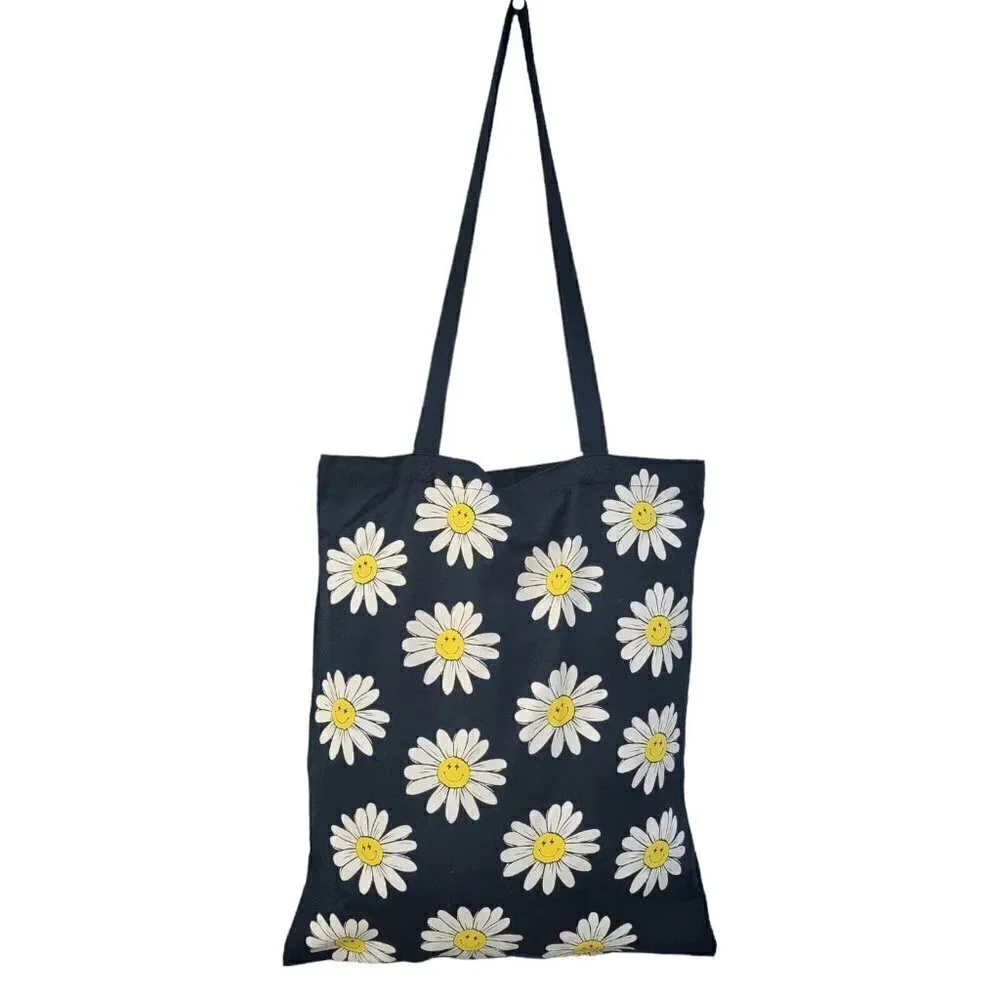 WOMEN'S Skinny Dip TAKE A TRIP Tote Bag. Size Medium. New With Tags.